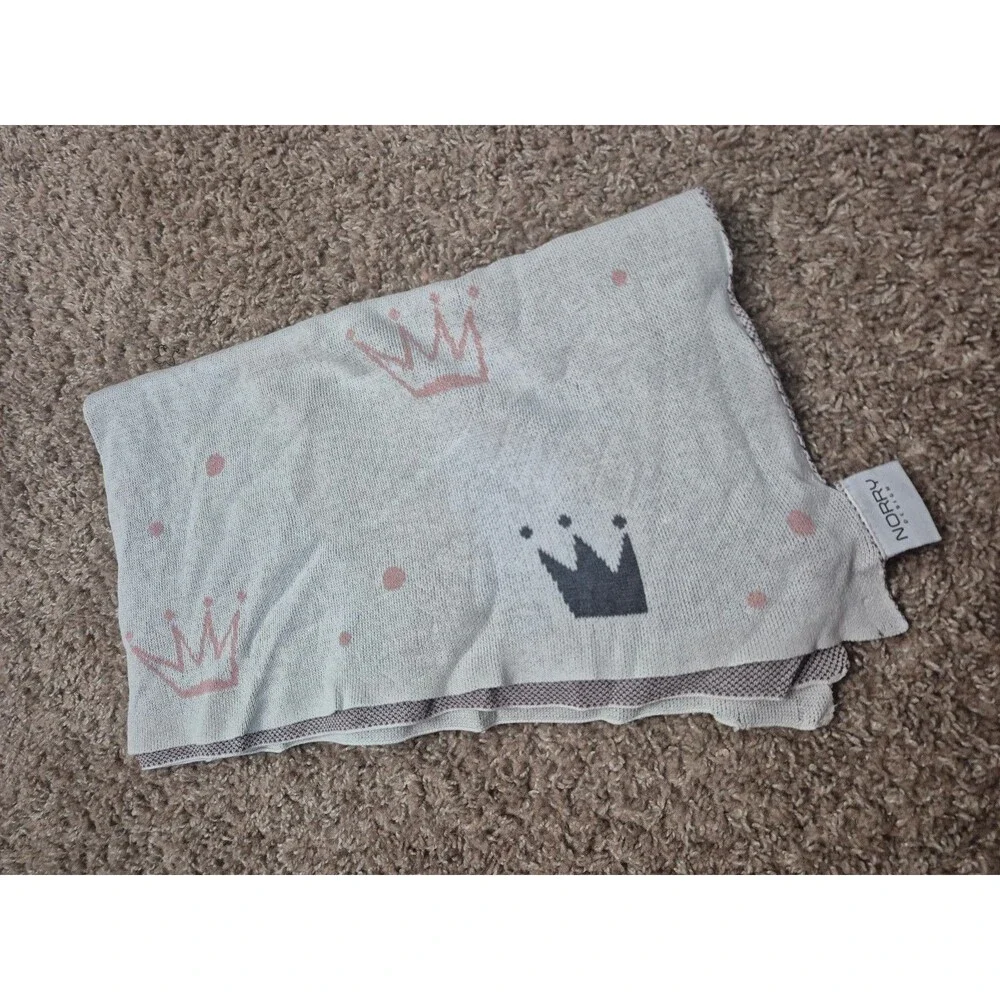 Norry designs baby blanket